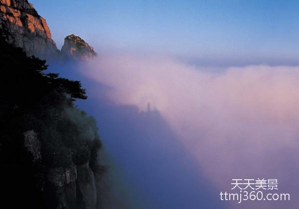 泰山佛光.jpg